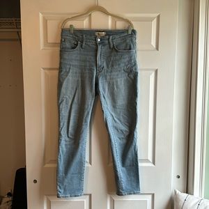 Madewell size 30 the mid-rise perfect vintage jean. Stretchy fit